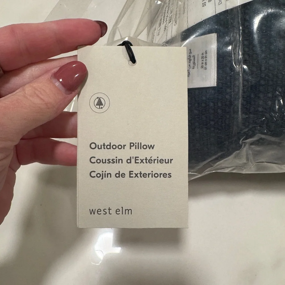 NWT West Elm Outdoor Tufted Circle Pillow 20x20, Midnight - Picture 7 of 8